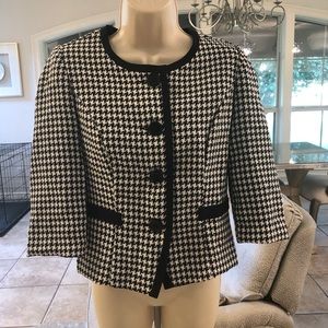 Houndstooth blazer